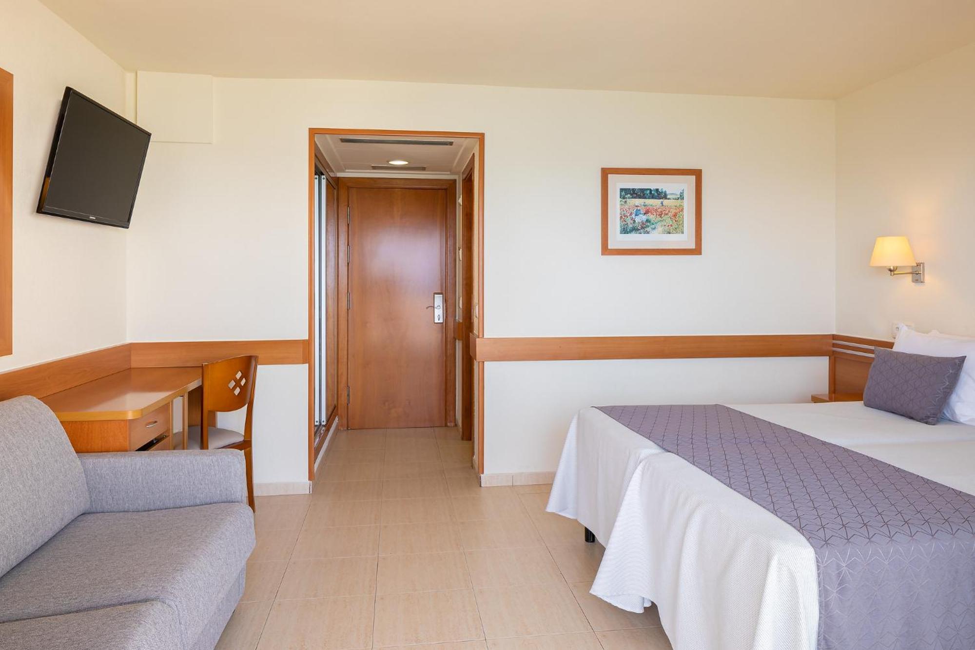 Triple Room Sea View