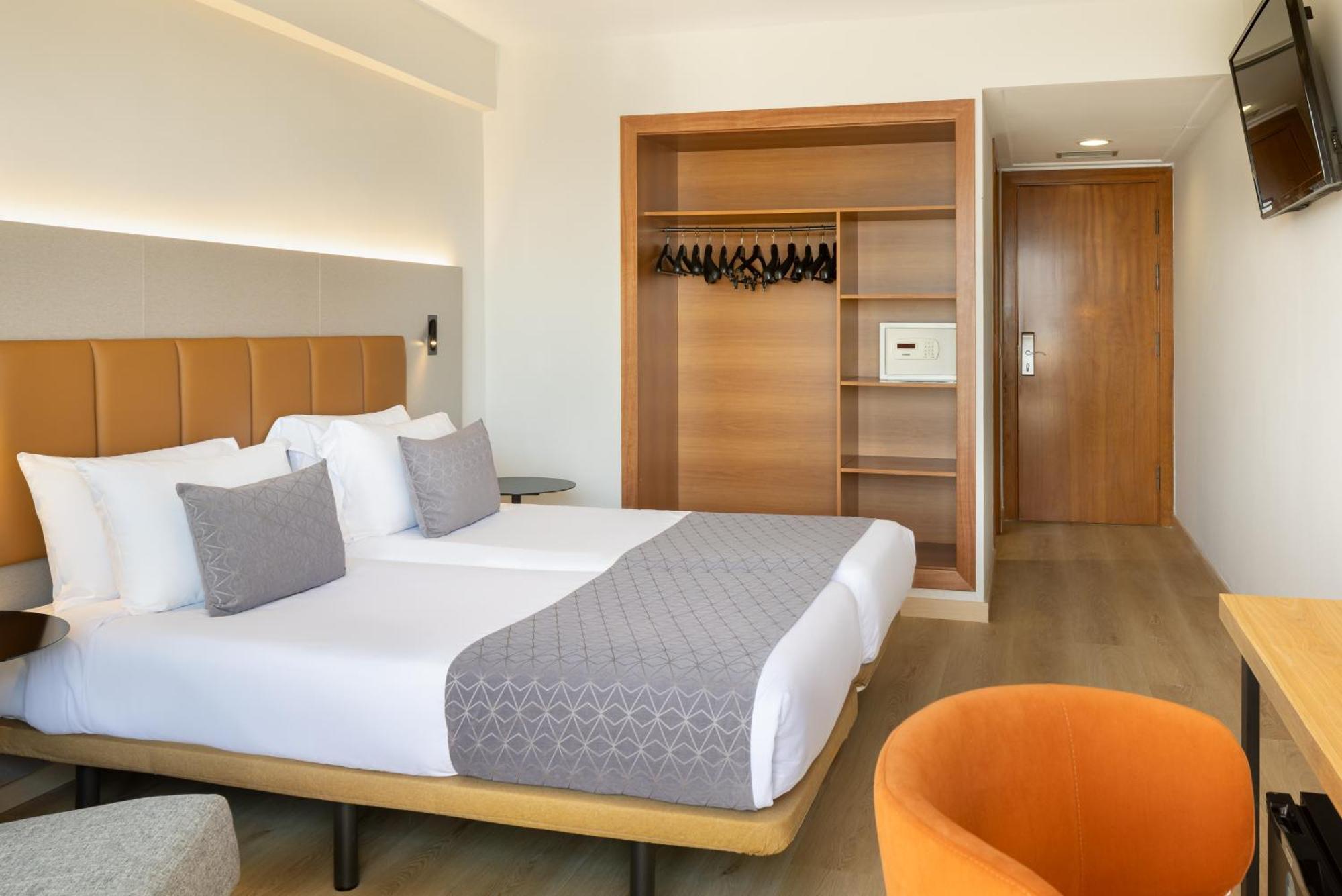 Superior Triple Room Sea View