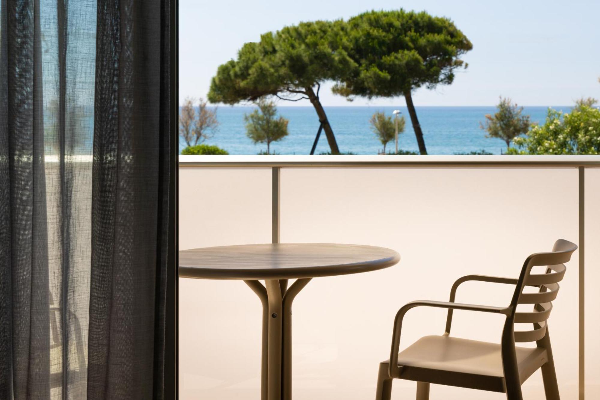 Superior Triple Room Sea View