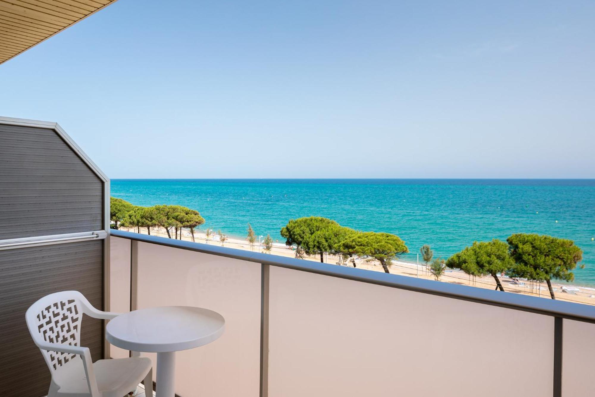 Triple Room Sea View